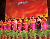 華南鋰電論壇嘉賓剪彩