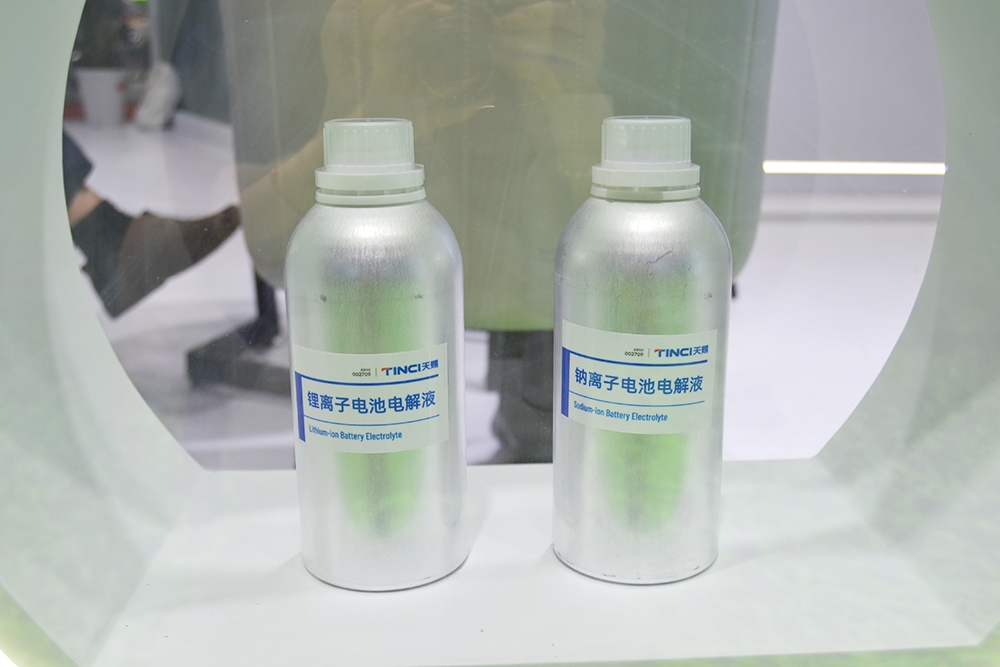 【電解液周報】3-4月全國電解液產(chǎn)量13.5萬噸!海科新源已開啟招股