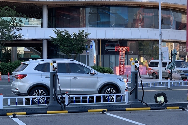 國辦明確：2030年基本建成高質量充電基礎設施體系