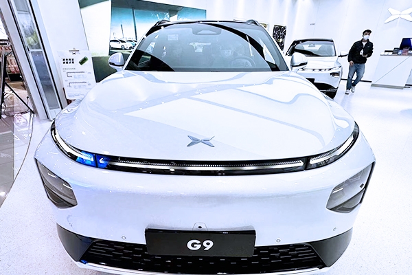 奔跑新賽道 能源換“新” 彎道超“車”