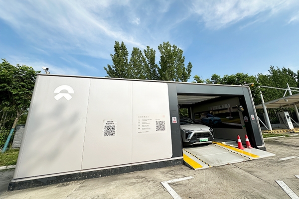 今年前8月我國(guó)充電基礎(chǔ)設(shè)施增量逼近200萬(wàn)臺(tái) 樁車增量比達(dá)1:2.7