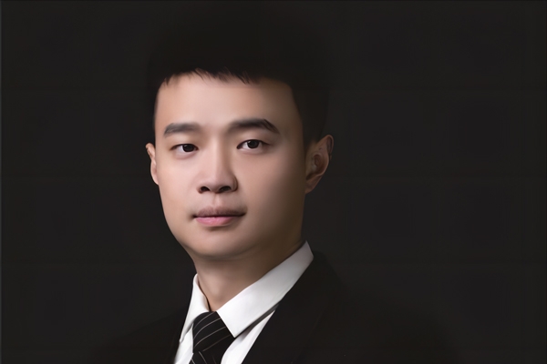 鑫鉑瑞陳澤仁：祝大家龍年快樂(lè)，萬(wàn)事如意！