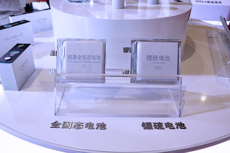 業(yè)內(nèi)熱議！固態(tài)電池這一重要節(jié)點來了？