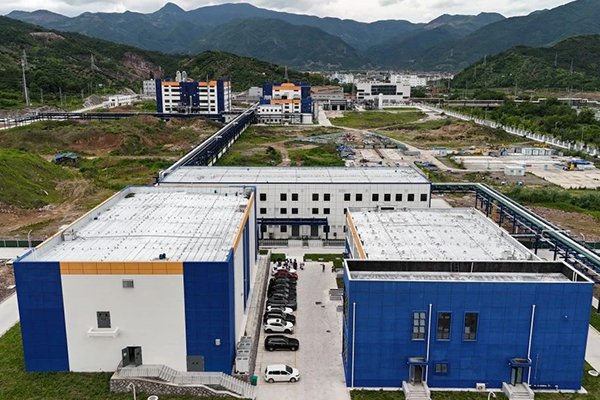 年產(chǎn)2000噸！健立化學(xué)六氟磷酸鋰項(xiàng)目一次投產(chǎn)成功