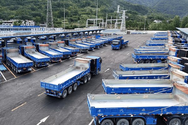 連簽三地!華體科技攜手華為助力全國重卡超充網絡構建