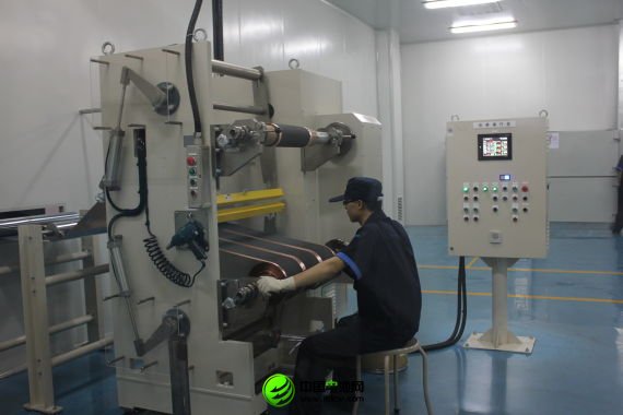 衡遠(yuǎn)鋰電池工廠無(wú)塵車間內(nèi)景 衡遠(yuǎn)鋰電池工廠無(wú)塵車間內(nèi)景