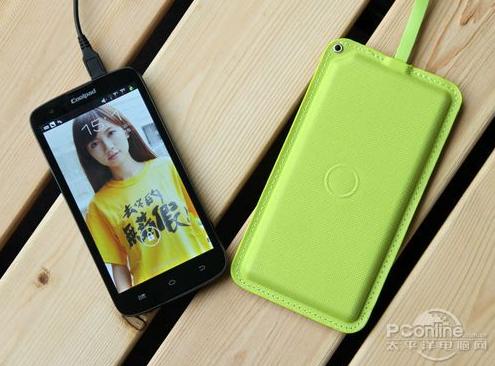     實際上移動電源也有兼容問題  