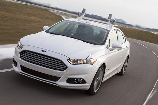 福特聯手密西根大學研發混合動力自動駕駛車