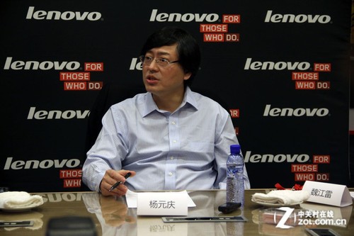 楊元慶：收MOTO后聯想可以和三星蘋果抗衡