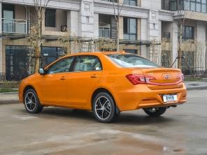 比亞迪汽車2014款秦