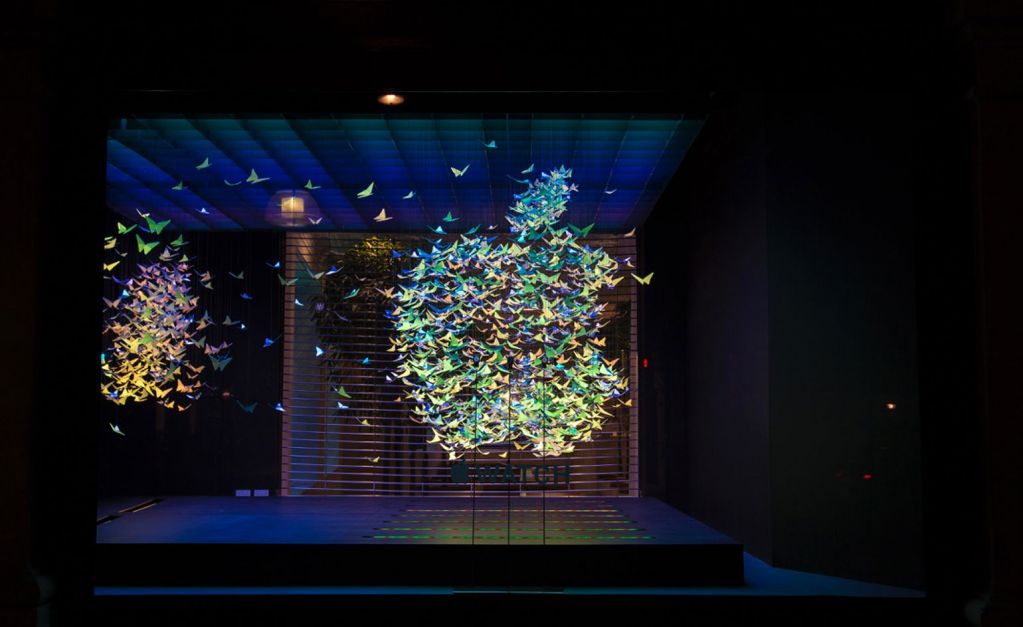 美到爆炸!蘋果Apple Watch巨幅玻璃廣告來了 美到爆炸!蘋果Apple Watch巨幅玻璃廣告來了