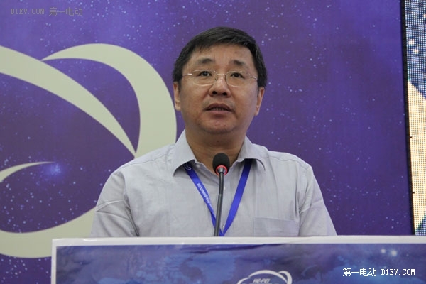 新能源汽車推廣城市已推廣14.7萬輛 目標(biāo)難完成 新能源汽車推廣城市已推廣14.7萬輛 目標(biāo)難完成