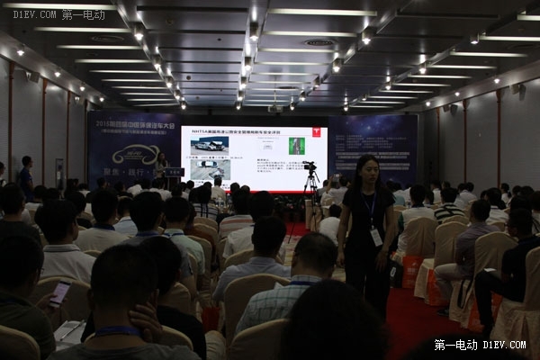 新能源汽車推廣城市已推廣14.7萬輛 目標(biāo)難完成 新能源汽車推廣城市已推廣14.7萬輛 目標(biāo)難完成