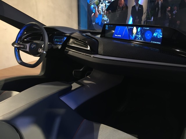 定制個性化移動互聯 實拍寶馬i8 spyder 