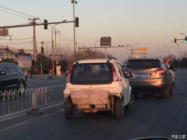 疑似知豆電動車自燃凸顯低速電動車危機12
