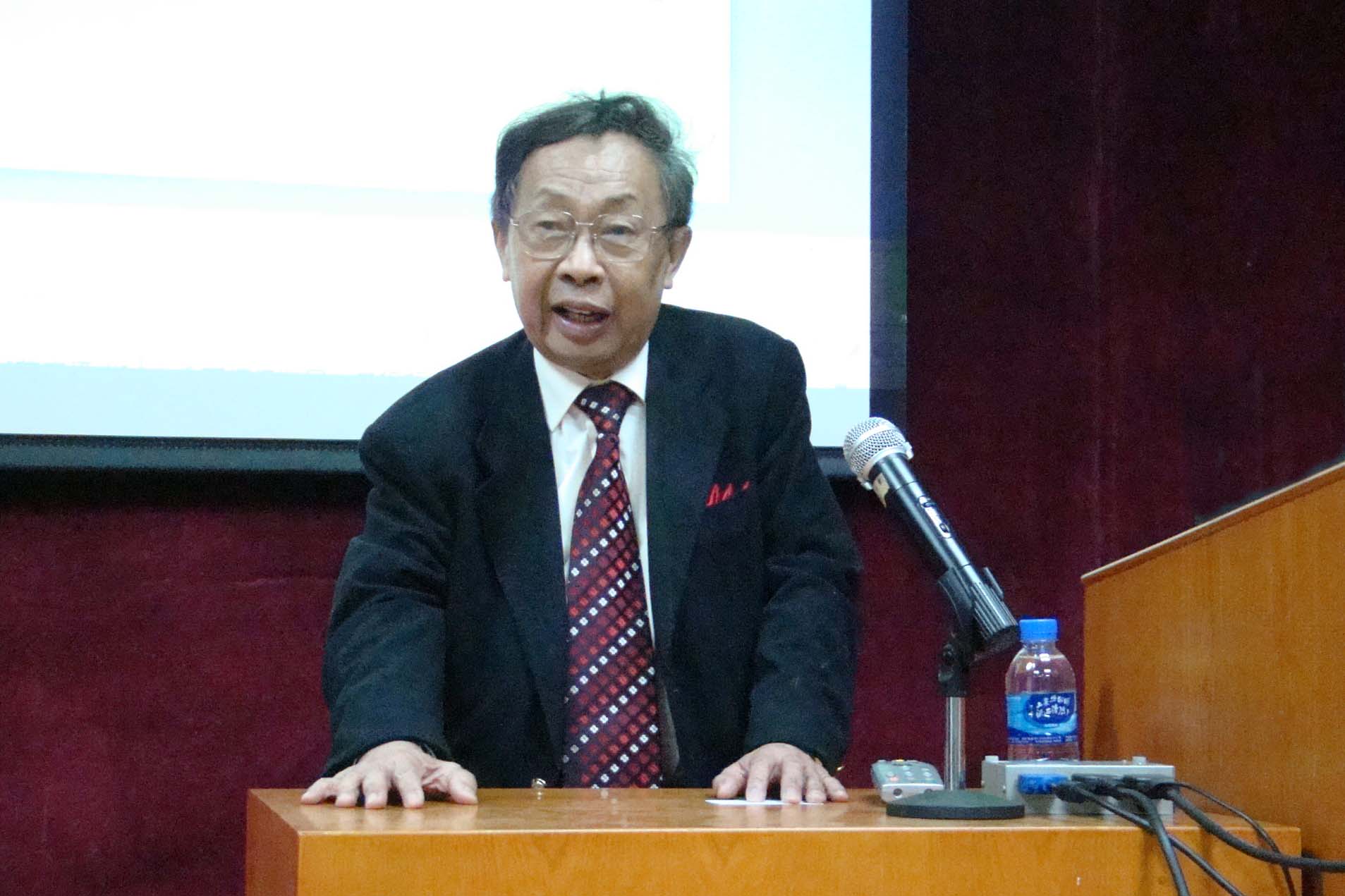 陳清泉:新能源汽車的環(huán)保性不容置疑 且意義遠不至于此