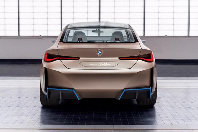 2021年量產/續航600km 寶馬i4純電動概念車首發 2021年量產/續航600km 寶馬i4純電動概念車首發