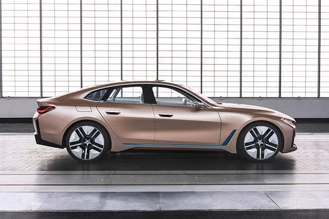 2021年量產/續航600km 寶馬i4純電動概念車首發 2021年量產/續航600km 寶馬i4純電動概念車首發