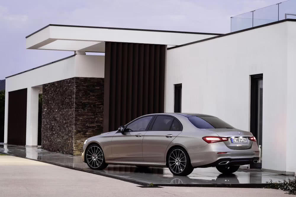 新款奔馳E發布 全新外觀設計 將 于2020年夏季上市 新款奔馳E發布 全新外觀設計 將 于2020年夏季上市