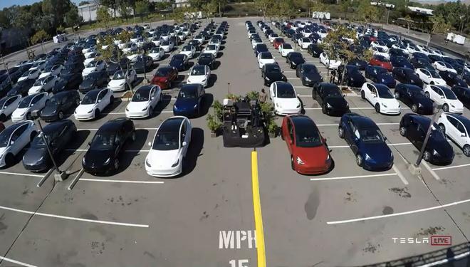 未來傳統(tǒng)車企將不復存在 電池日是一場電動汽車的成本之戰(zhàn)