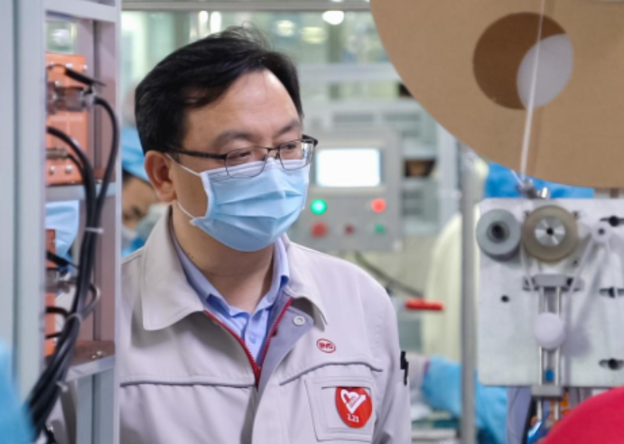 王傳福:中國六成家庭還沒車 首部車買純電壓力大