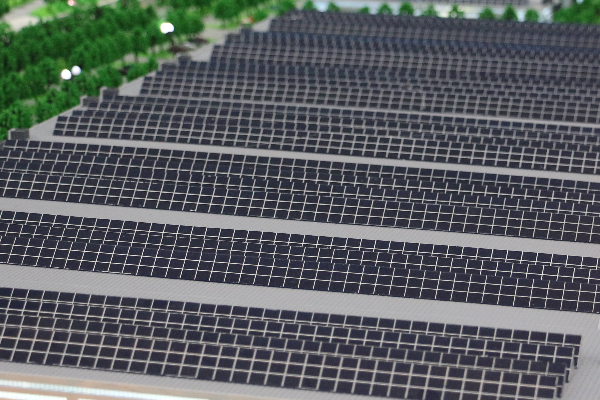 我國現存光伏電池相關企業38.8萬家 今年上半年新增0.8萬家