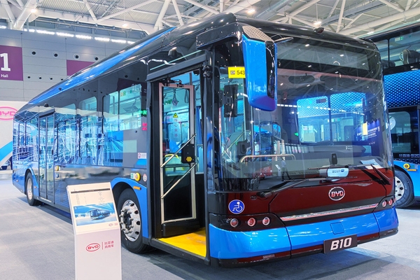 2022年我國(guó)新能源客車銷量達(dá)5.8萬輛 同比增長(zhǎng)18%