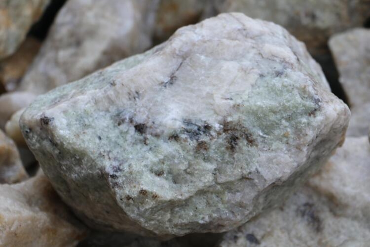 鋰電池成出口“爆款產(chǎn)品”！多家動力電池企業(yè)紛紛建廠或買礦