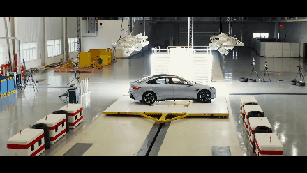 雙面側柱碰試驗(第一次側柱碰) 雙面側柱碰試驗(第一次側柱碰)