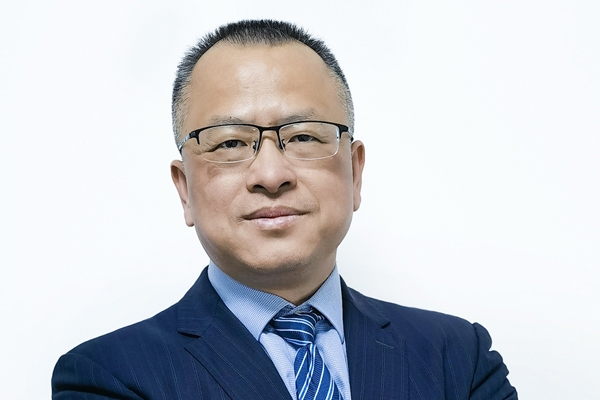 儲慧智能曾偉國：祝愿各位新老朋友平安順?biāo)欤f事勝意！