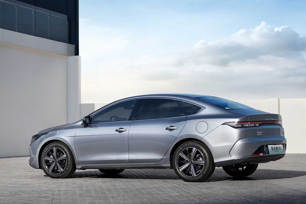 乘聯(lián)會(huì)：2月新能源乘用車批發(fā)44.7萬輛 零售38.8萬輛