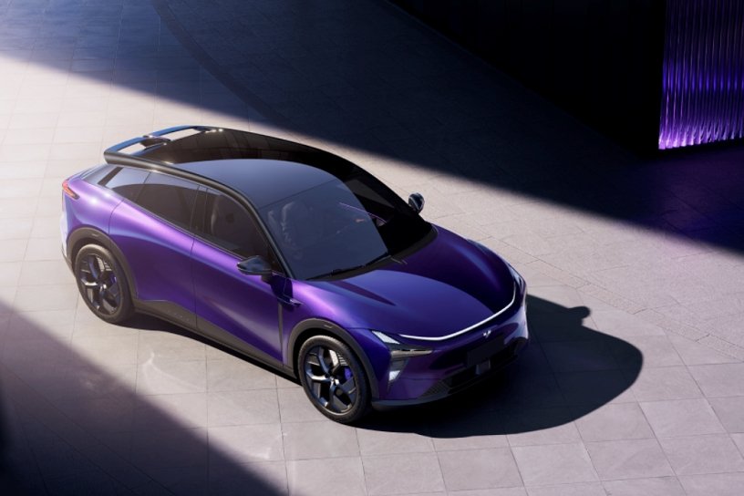 極越汽車關(guān)聯(lián)公司被強執(zhí)約2.7億元