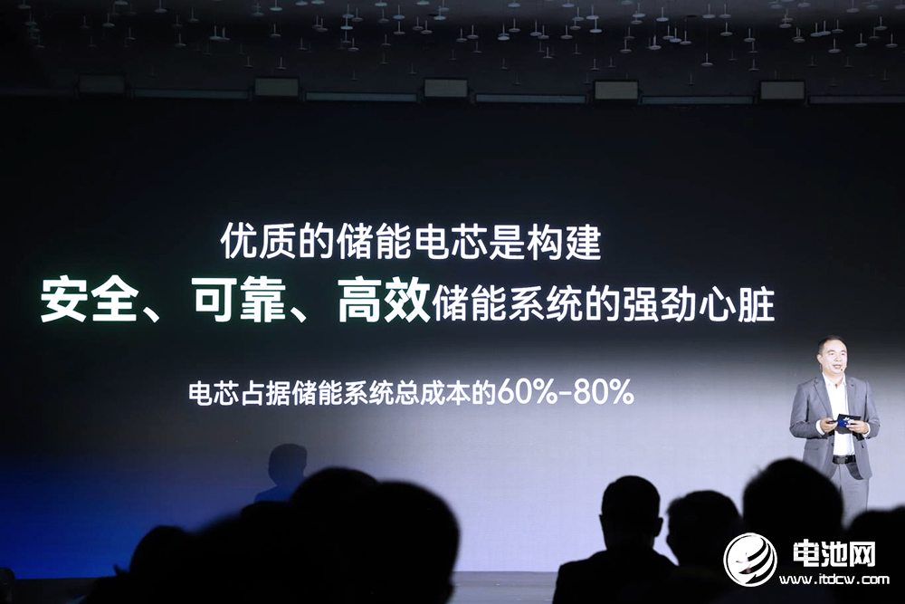 寧德時(shí)代點(diǎn)名儲(chǔ)能行業(yè)“參數(shù)通脹”！欲用587Ah定義下一代儲(chǔ)能