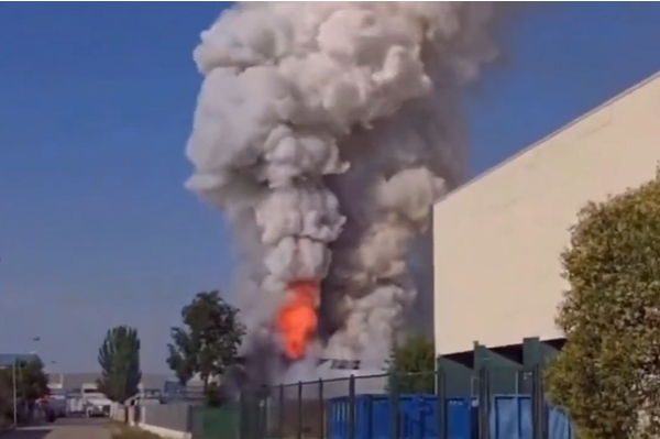 三天仍未撲滅！年內(nèi)多工廠起火，這一千億級鋰電細分市場監(jiān)管收緊！