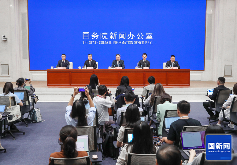 新聞發(fā)布會(huì)現(xiàn)場(chǎng)（劉健 攝）圖源：國(guó)新辦