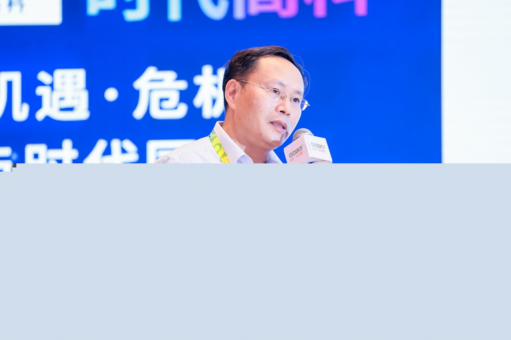 金銀河電極裝備總工程師、博士賀四清