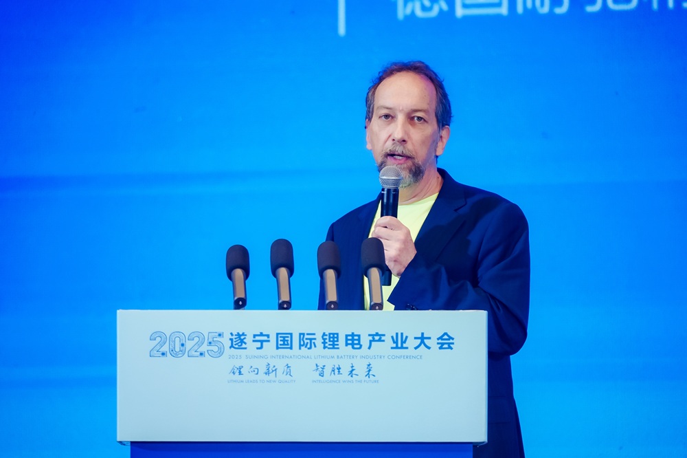 德國耐馳精細研磨公司全球技術總監Lars-Peter Weiland(拉爾斯-彼得·韋蘭德) 德國耐馳精細研磨公司全球技術總監Lars-Peter Weiland(拉爾斯-彼得·韋蘭德)