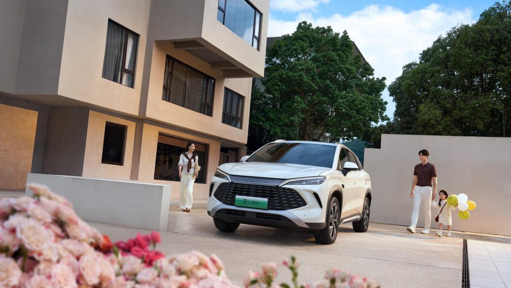 9.98萬起，2026款宋L DM-i上市，純電續航200km，標配云輦C！