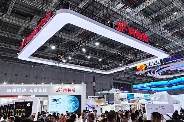 阿特斯前三季度大型儲能出貨5.8GWh 儲能電芯價格預計長期趨穩