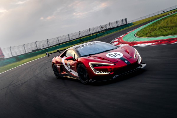 仰望汽車全系登陸廣州車展