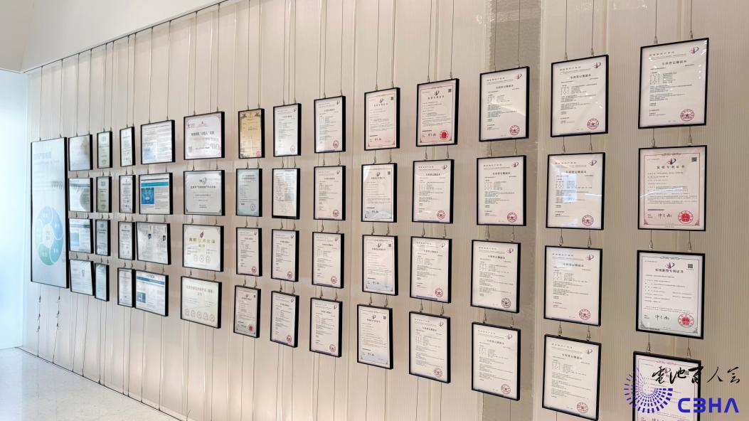 中國電池新能源產業鏈調研團一行到訪北京恩力動力