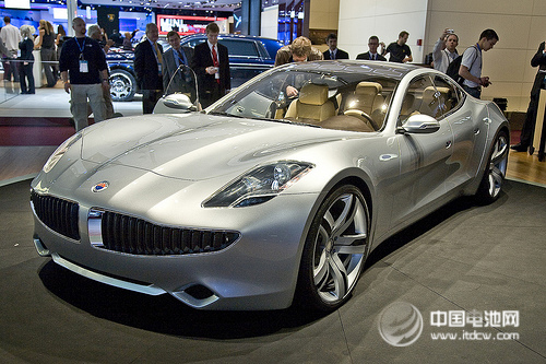 萬向再度阻擊李澤楷 菲斯科建議聯合收購