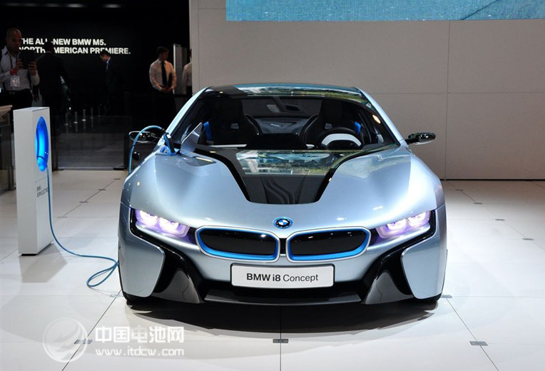 寶馬i8風(fēng)頭2014年將壓過(guò)特斯拉 概率為50%