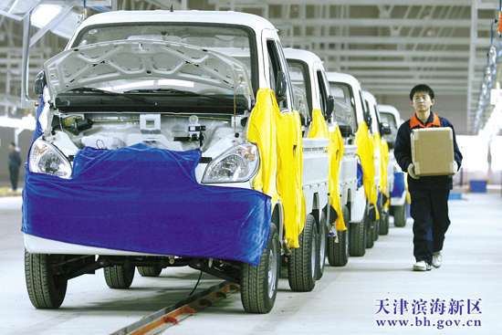 天津到2015年底將推廣應(yīng)用1.2萬(wàn)輛新能源汽車