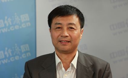 林伯強：以“量”化解電動車“雞和蛋”的死循環