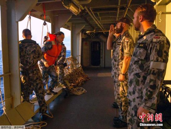 美聯社:馬航失聯客機黑匣子電池可能已耗盡 美聯社:馬航失聯客機黑匣子電池可能已耗盡