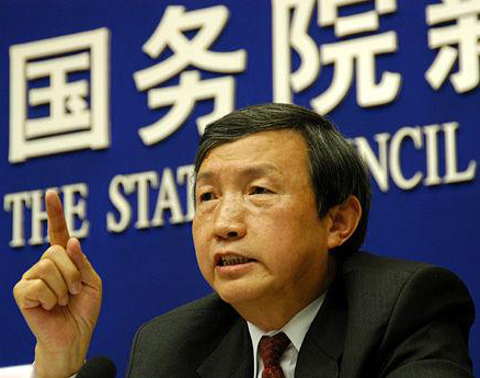 馬凱“喊話”充電樁開閘 電動(dòng)汽車反割據(jù)