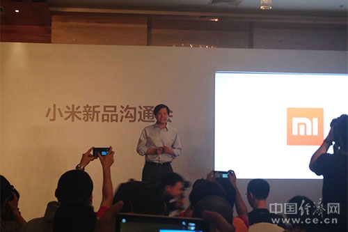 小米發新品抱客廳“大腿” 未來或出智能插座等配件