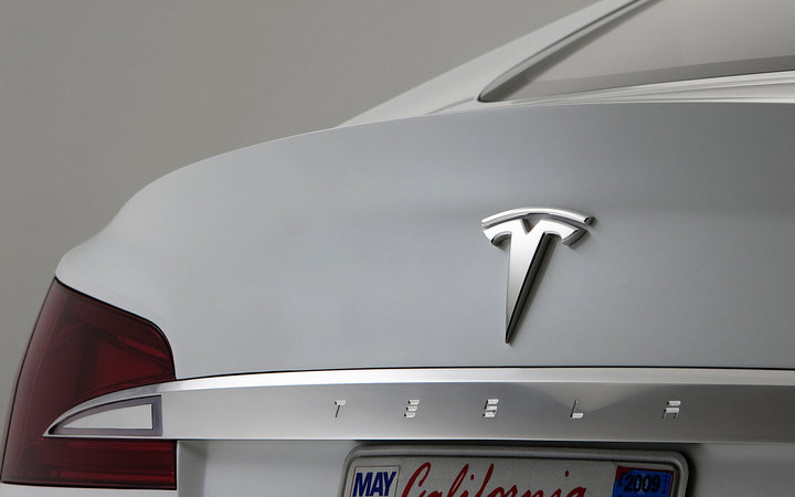 充電網(wǎng)絡(luò)成入華難題 還原神話(huà)背后的特斯拉