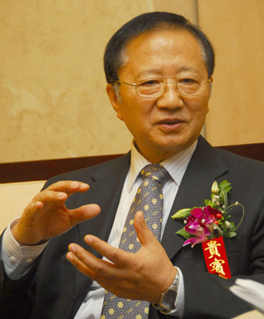 中國(guó)電動(dòng)汽車(chē)百人會(huì)理事長(zhǎng) 陳清泰